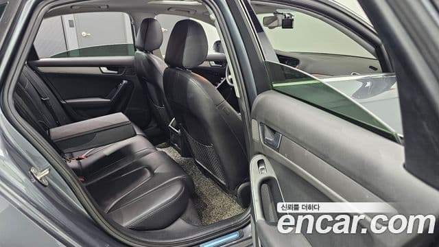 Audi New A4 B8, 2014 13