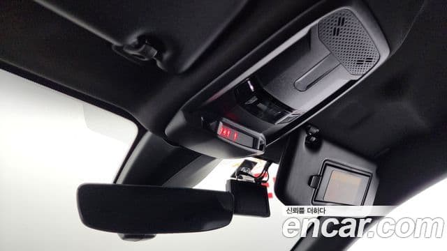 Peugeot e-208 2세대 GT, 2023 19