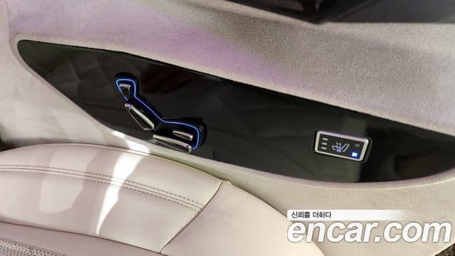 Kia Carnival 4세대 бензин 9인승 High Limousine(компания по спецнадстройкам), 2021 18