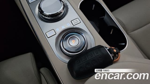 Genesis GV70, 2024 9