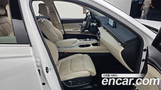 Genesis GV70, 2024 10