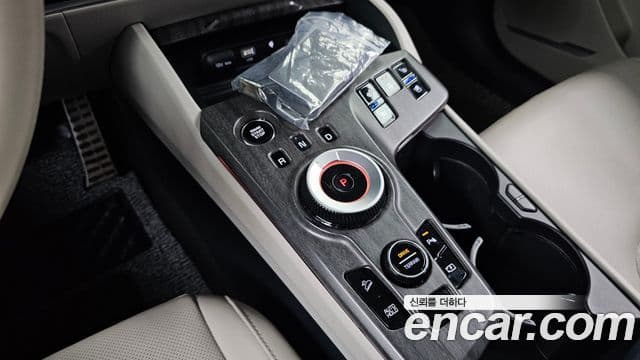 Kia Sportage 5세대 гибрид Signature 4WD, 2023 9