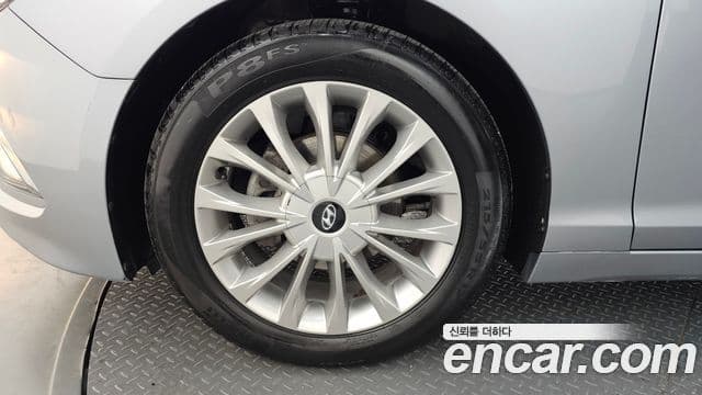 Hyundai LF Sonata 2.0 Smart, 2016 все фото