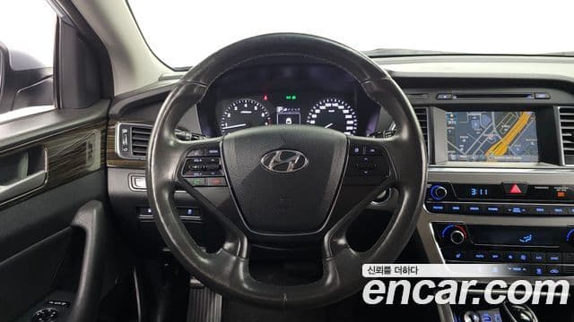 Hyundai LF Sonata 2.0 Smart, 2016 13