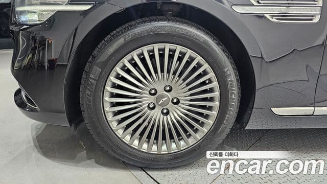 Genesis G90 Luxury, 2021 все фото