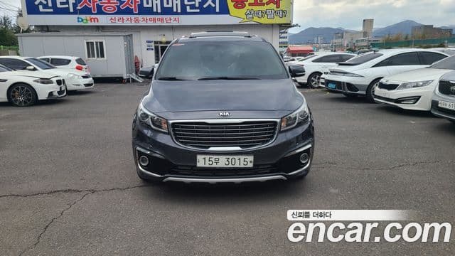Kia All New Carnival Prestige, 2015 1