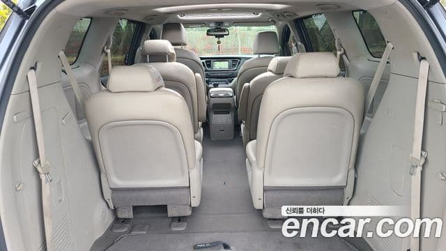Kia All New Carnival Prestige, 2015 19