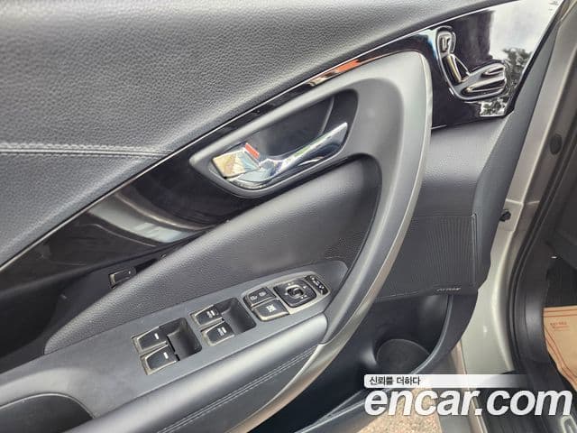 Hyundai Grandeur HG Modern, 2014 17