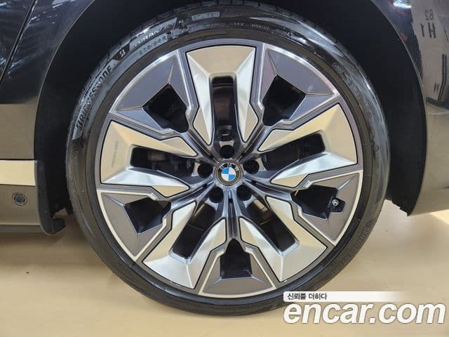 BMW 7시리즈 (G70) 750e xDrive Design Pure Excellence, 2024 6