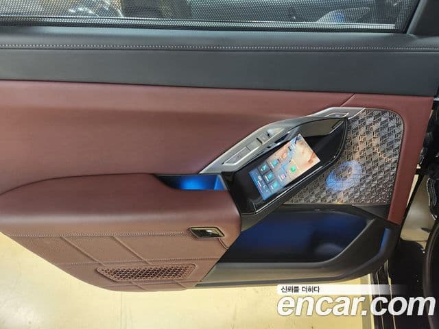 BMW 7시리즈 (G70) 750e xDrive Design Pure Excellence, 2024 4