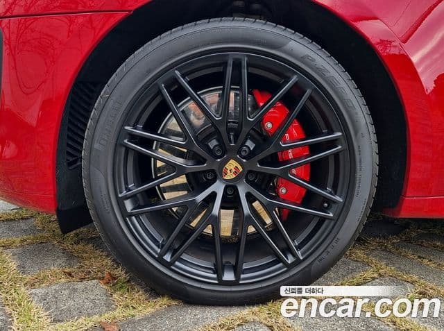 Porsche Macan 95B, 2023 9