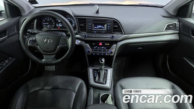 Hyundai Avante AD 1.6 GDI Smart, 2017 7