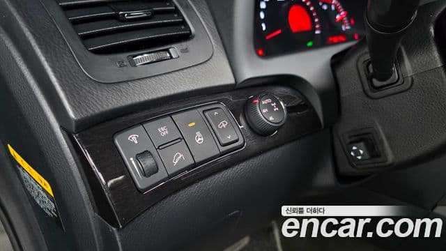 Kia Mohave 4WD KV300, 2015 13