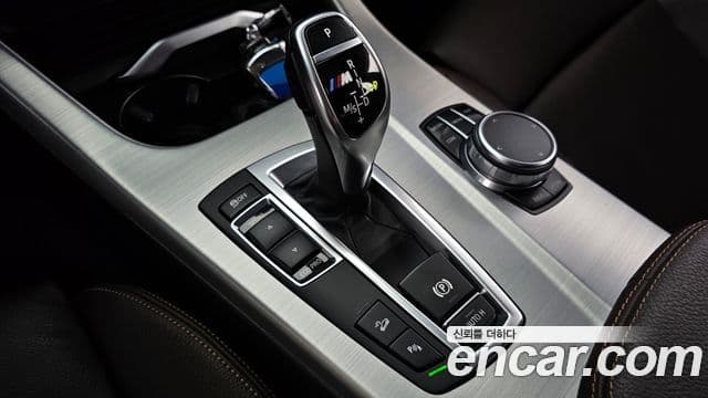 BMW X4 (F26), 2016 9