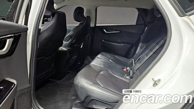 Kia EV6 Earth, 2022 12