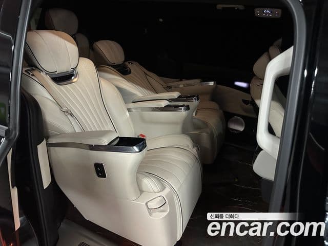Kia Carnival 4세대 бензин 9인승 High Limousine(компания по спецнадстройкам), 2023 8