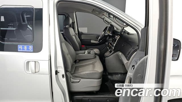 Hyundai Grand Starex CVX Luxury, 2009 12