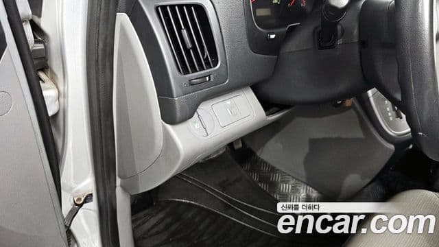 Hyundai Grand Starex CVX Luxury, 2009 19