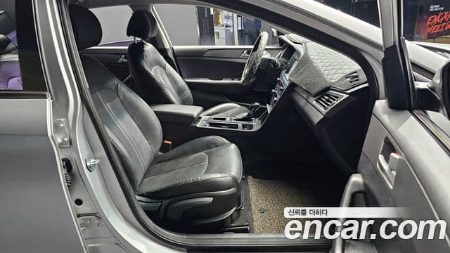 Hyundai LF Sonata Premium, 2015 10