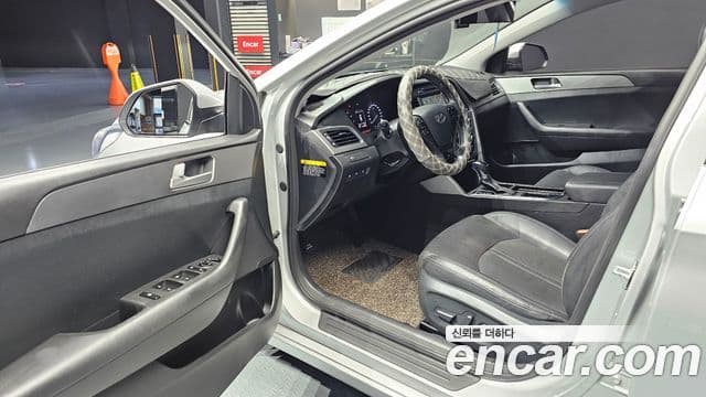 Hyundai LF Sonata Premium, 2015 11