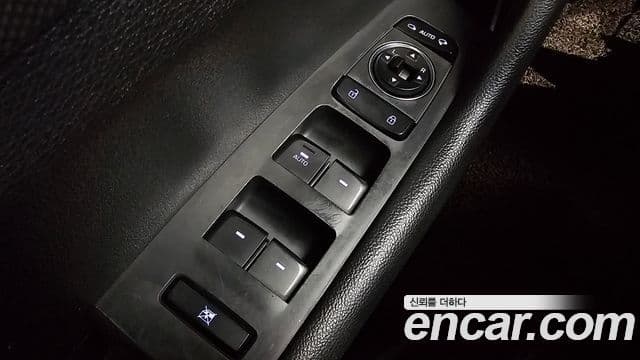 Hyundai LF Sonata Premium, 2015 16