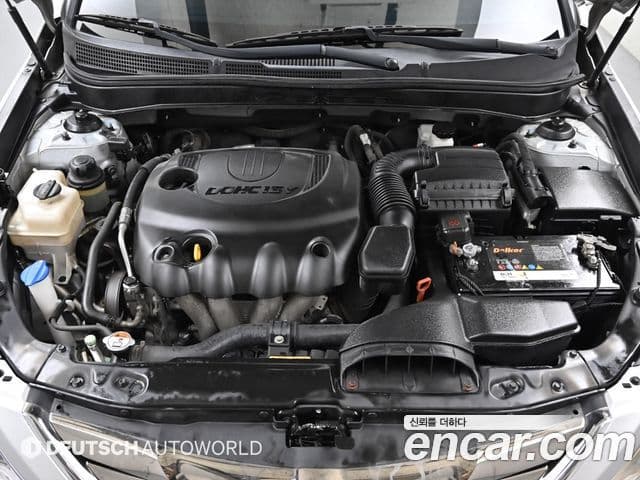 Hyundai YF Sonata Luxury, 2010 18