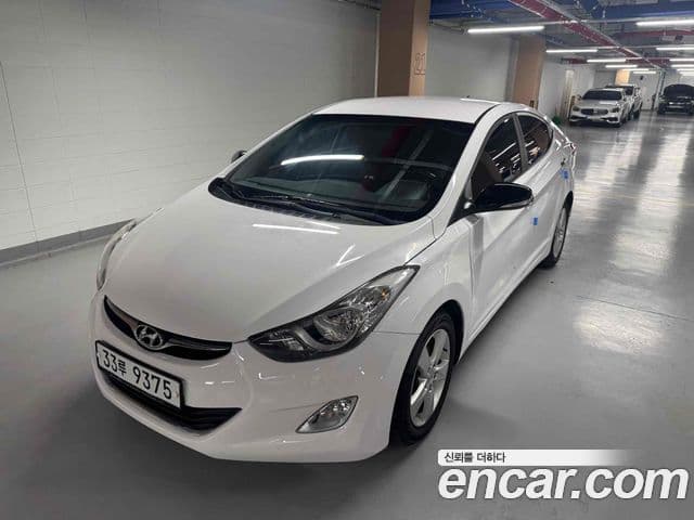 Hyundai Avante MD M16 GDI Avenue, 2013 1