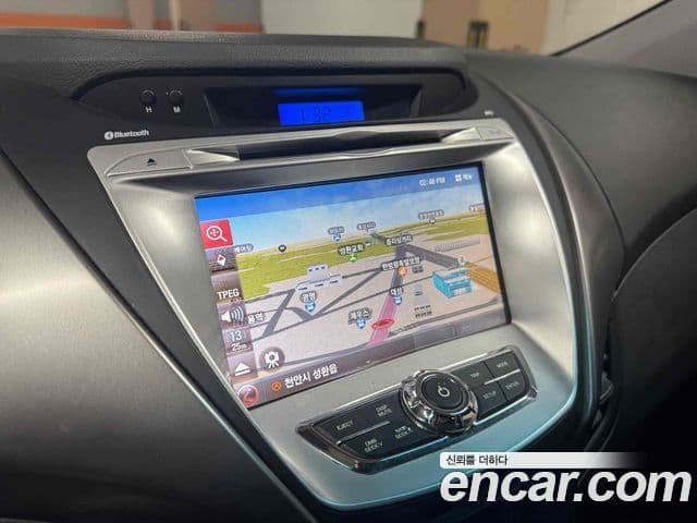 Hyundai Avante MD M16 GDI Avenue, 2013 11