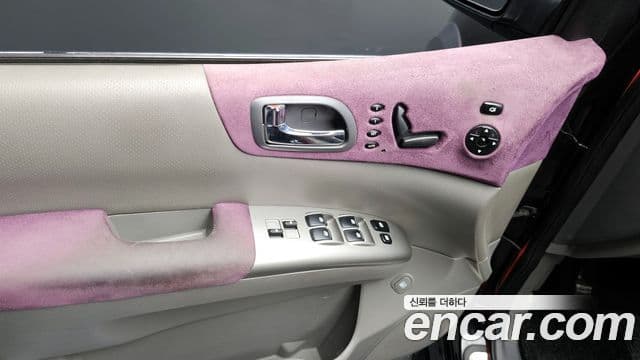 Kia Carnival R President, 2013 17