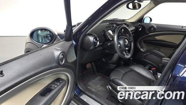 Mini Cooper D Countryman 1세대, 2016 11