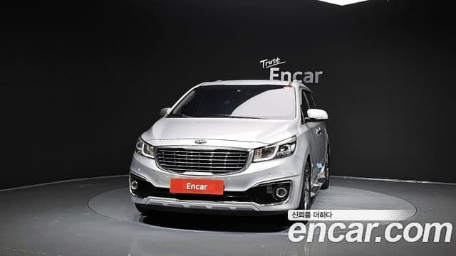 Kia All New Carnival Noblesse, 2015 3