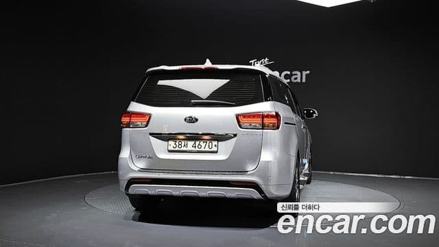 Kia All New Carnival Noblesse, 2015 4