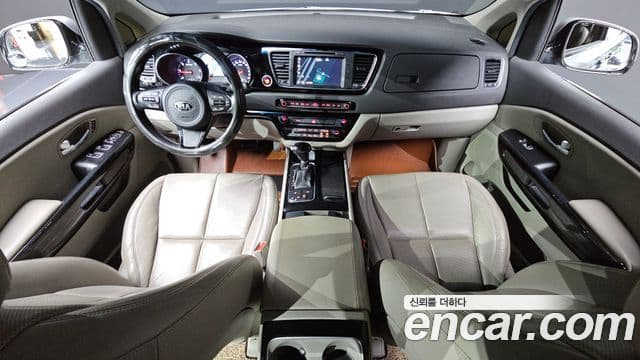 Kia All New Carnival Noblesse, 2015 7