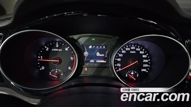 Kia All New Carnival Noblesse, 2015 8