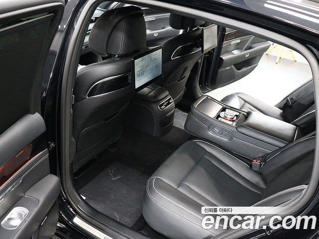 Genesis G90 (RS4) бензин 3.5 турбо 2WD, 2022 11