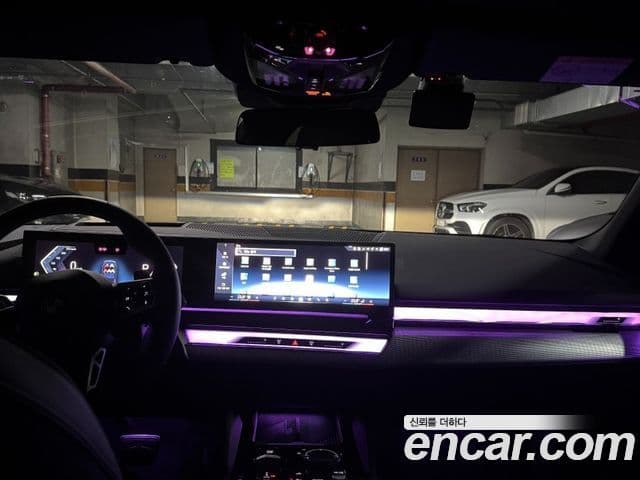 BMW 5시리즈 (G60) 520i M Sport, 2025 6