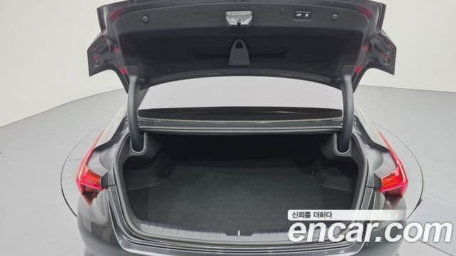 Kia K8 гибрид Noblesse, 2023 20