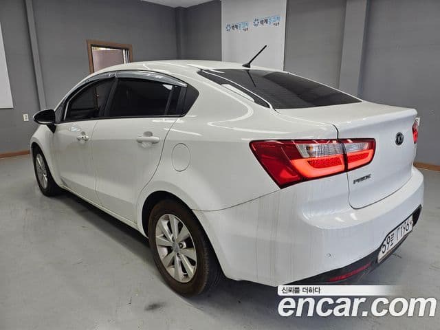 Kia All New Pride Deluxe, 2014 2