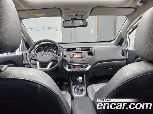 Kia All New Pride Deluxe, 2014 7