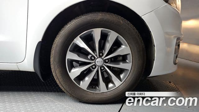 Kia All New Carnival Luxury, 2018 все фото