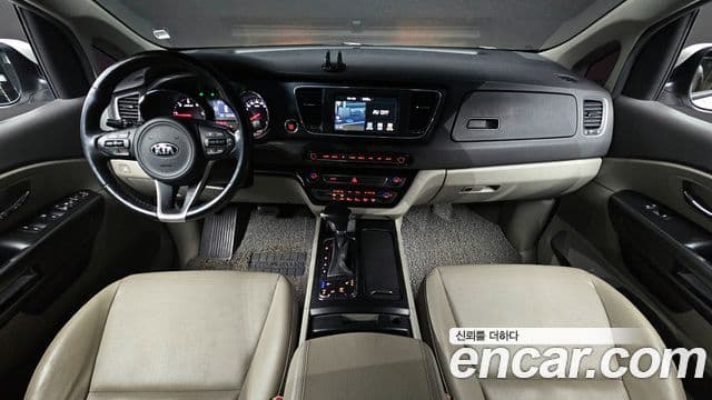 Kia All New Carnival Luxury, 2018 7