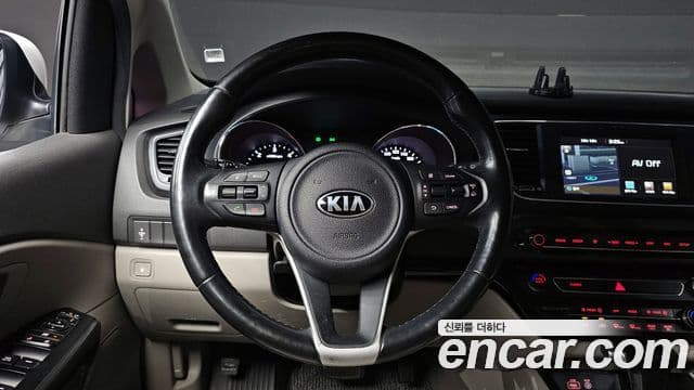 Kia All New Carnival Luxury, 2018 13