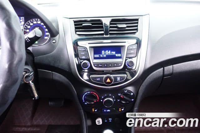 Hyundai Accent(новый кузов / новое поколение) Modern, 2016 9