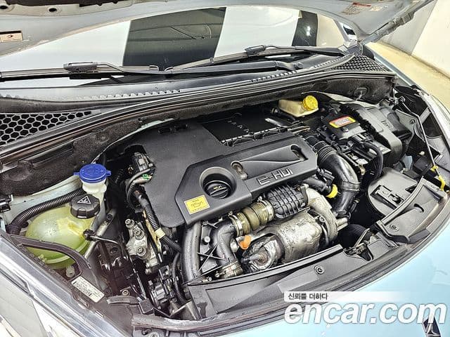 Ситроен / DS DS3 1.6 e-HDi So Chic, 2012 все фото