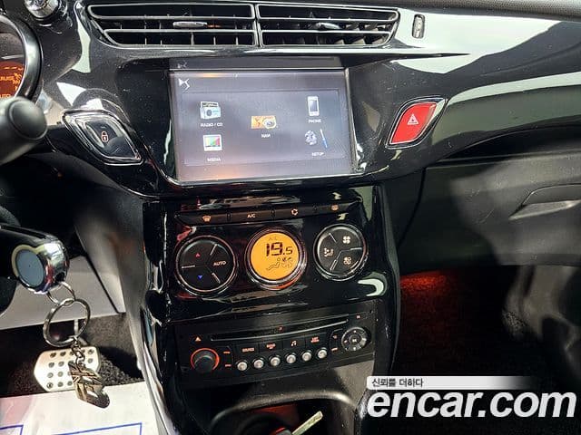 Ситроен / DS DS3 1.6 e-HDi So Chic, 2012 9