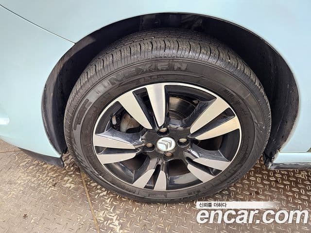 Ситроен / DS DS3 1.6 e-HDi So Chic, 2012 19