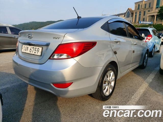 Hyundai Accent(новый кузов / новое поколение) Modern, 2015 все фото