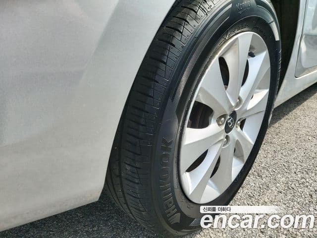 Hyundai Accent(новый кузов / новое поколение) Modern, 2015 17