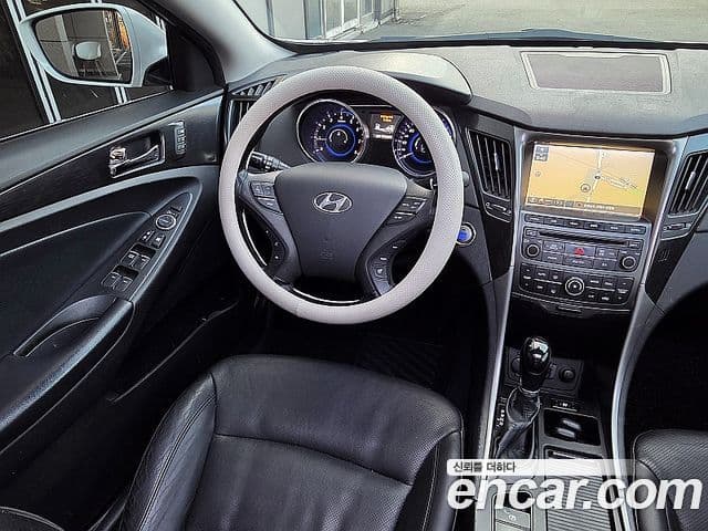 Hyundai Sonata The / новый 브릴리언트 Premium, 2013 7