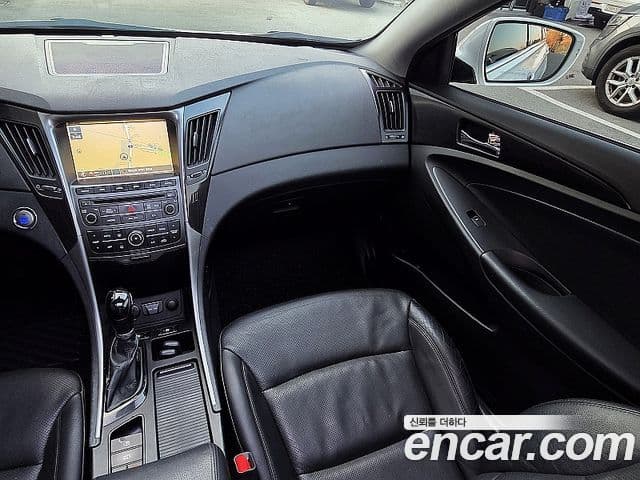 Hyundai Sonata The / новый 브릴리언트 Premium, 2013 8